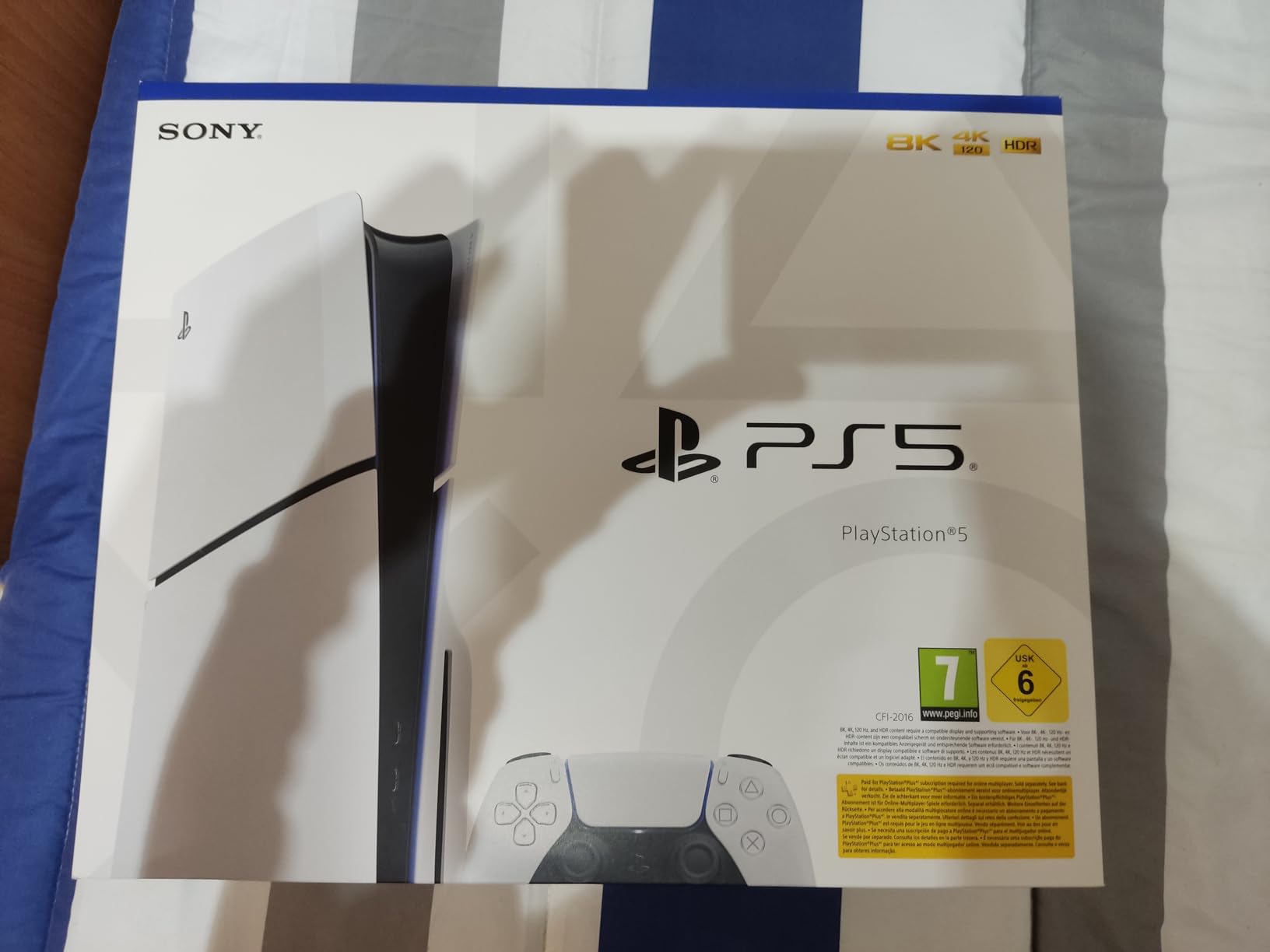 Foto de la caja recibida por Laura V.